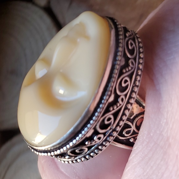 New Carved Cream Goddess Face 925 Silver Ring. - Picture 9 of 10